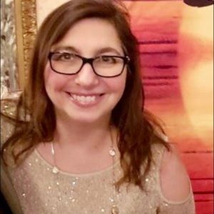 Meet your Posher, Deanna